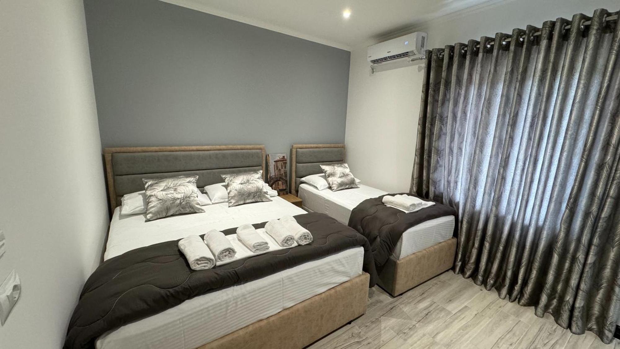 Hotel Bizant Пермети Экстерьер фото