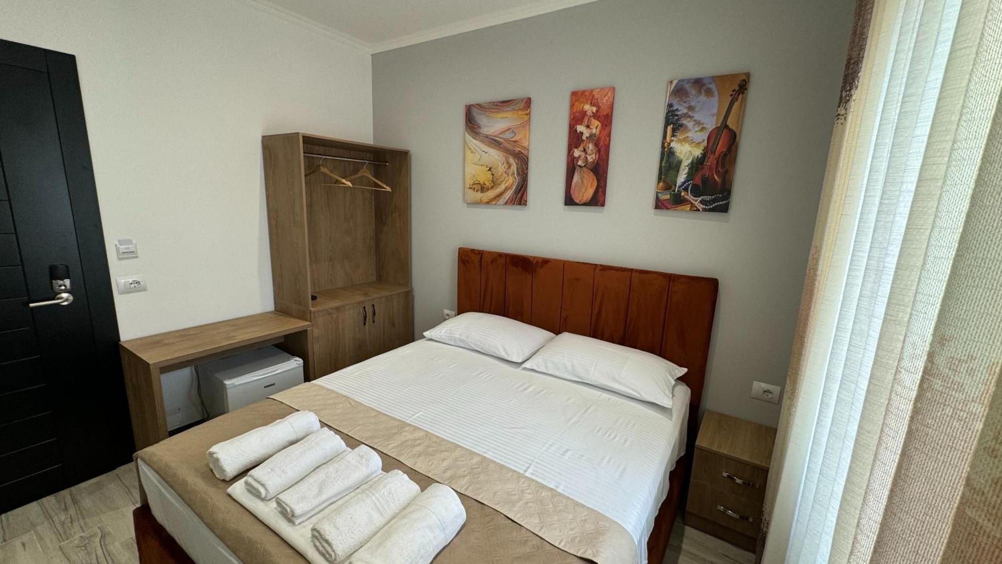 Hotel Bizant Пермети Экстерьер фото